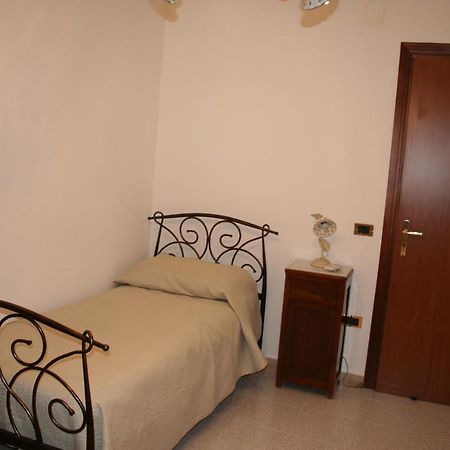 Costa D'Amalfi E Cilento Bed & Breakfast Pontecagnano Exterior photo