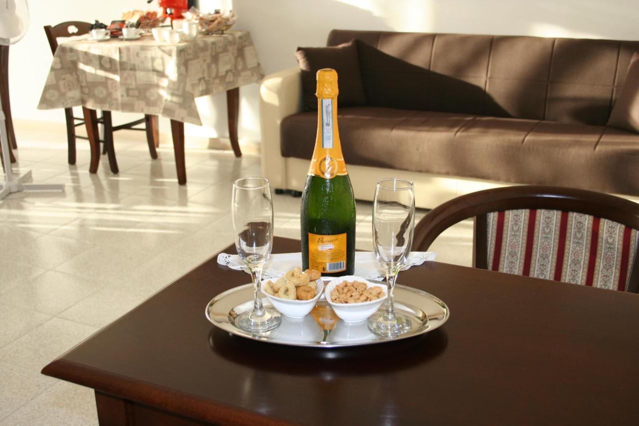 Costa D'Amalfi E Cilento Bed & Breakfast Pontecagnano Exterior photo